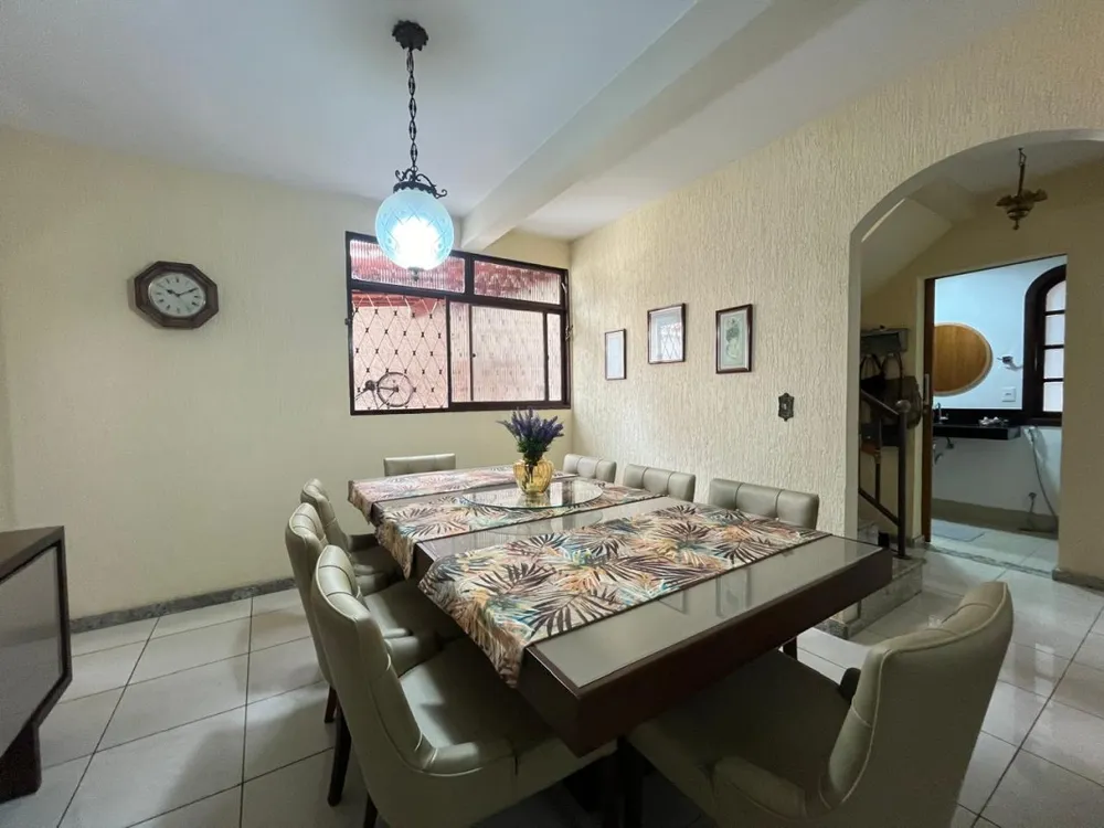 Casa, 3 quartos, 250 m² - Foto 3