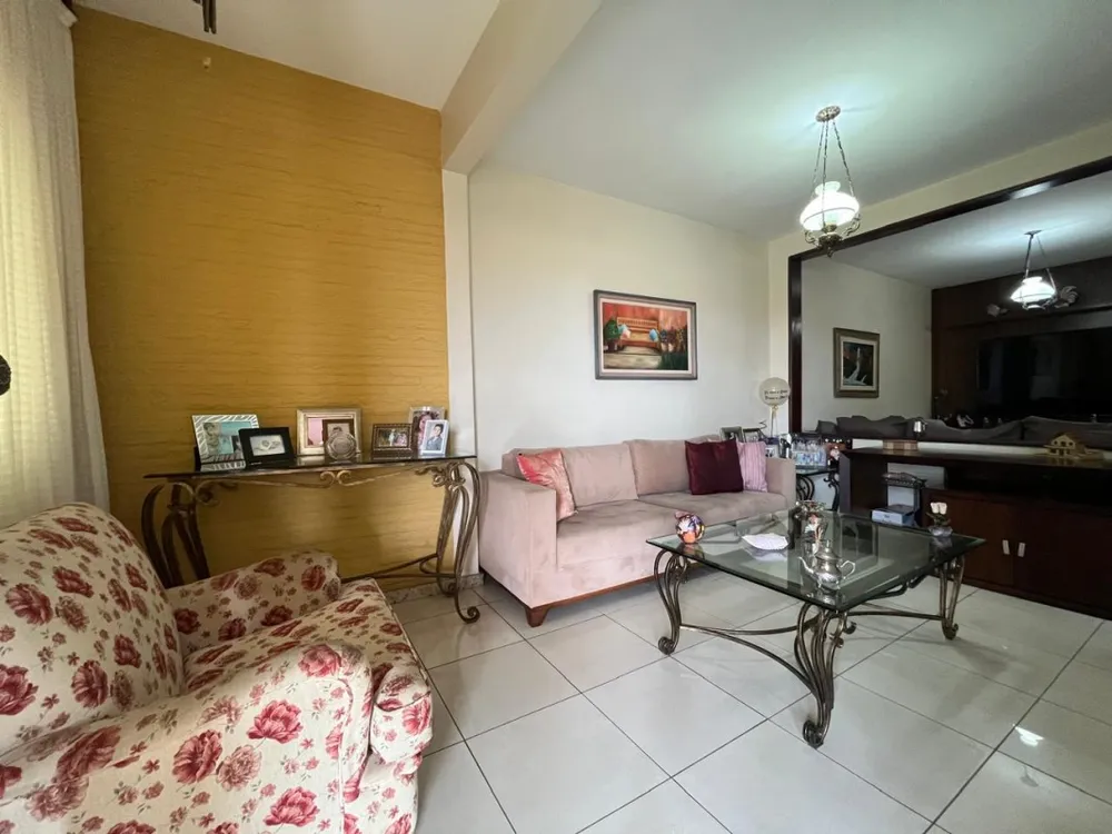 Casa, 3 quartos, 250 m² - Foto 1