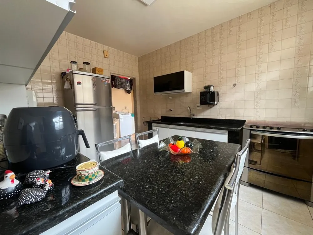 Casa, 3 quartos, 250 m² - Foto 8