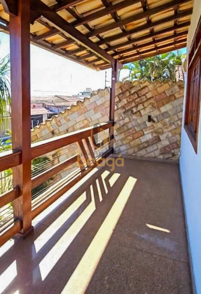 Casa, 5 quartos, 240 m² - Foto 6