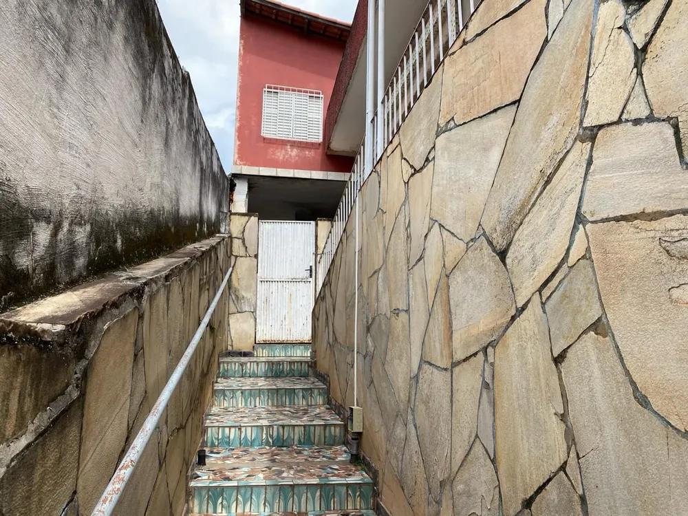 Casa, 3 quartos, 242 m² - Foto 3