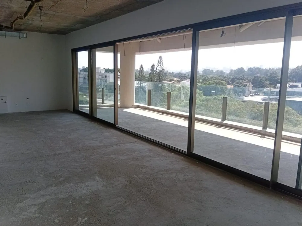 Apartamento, 3 quartos, 2495 m² - Foto 4