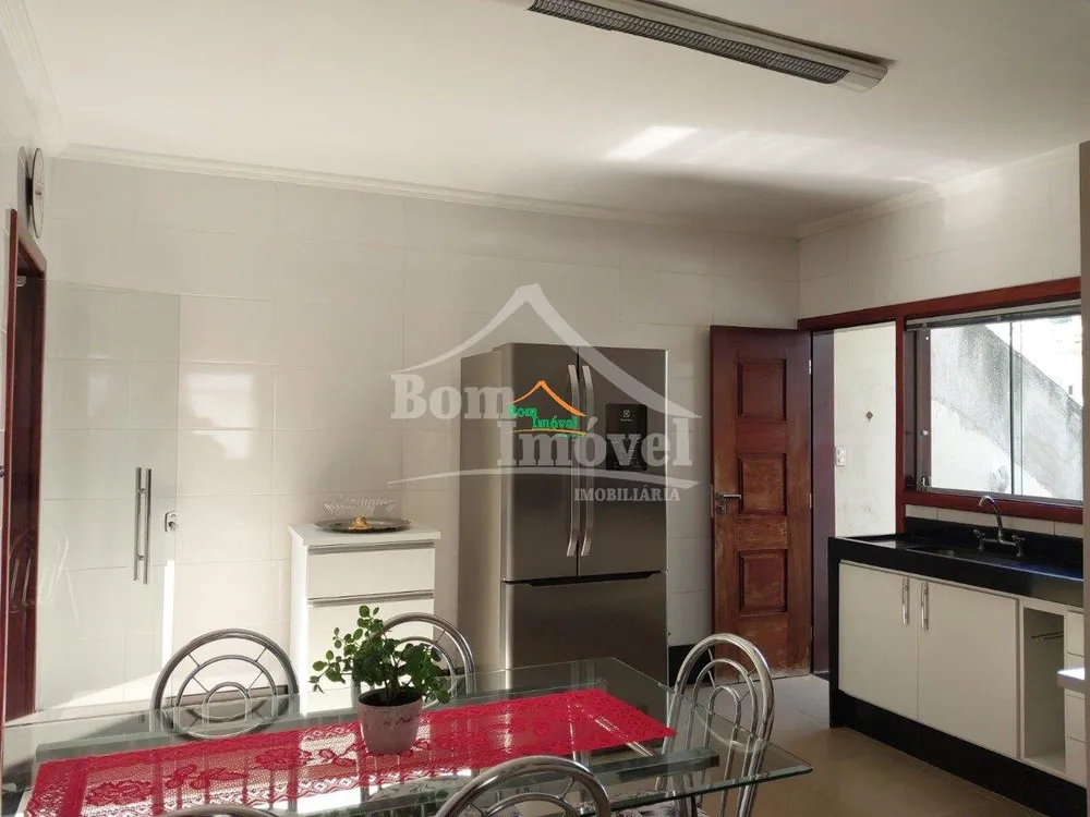 Casa, 3 quartos, 307 m² - Foto 5