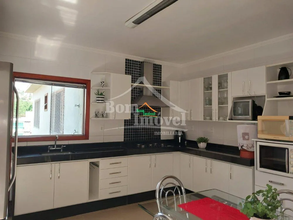Casa, 3 quartos, 307 m² - Foto 10