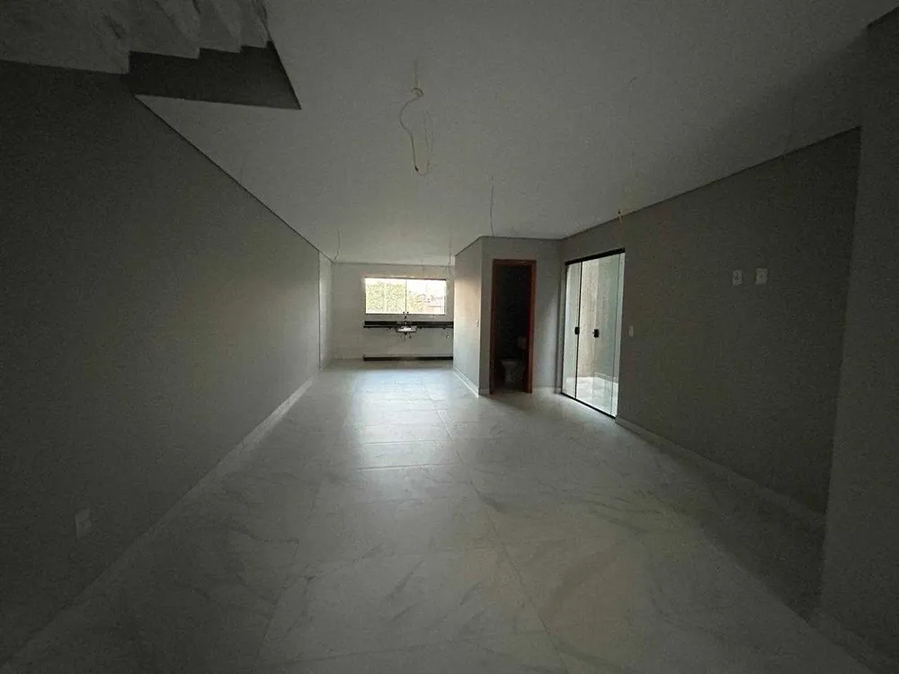 Casa, 3 quartos, 210 m² - Foto 3