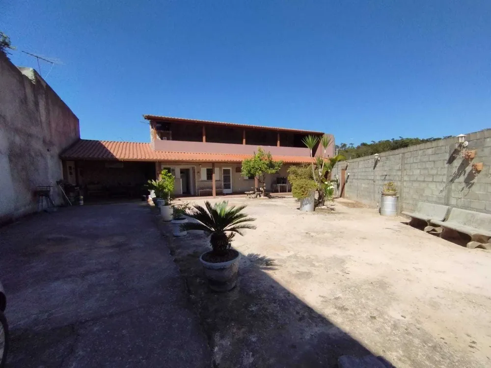 Casa, 2 quartos, 365 m² - Foto 1