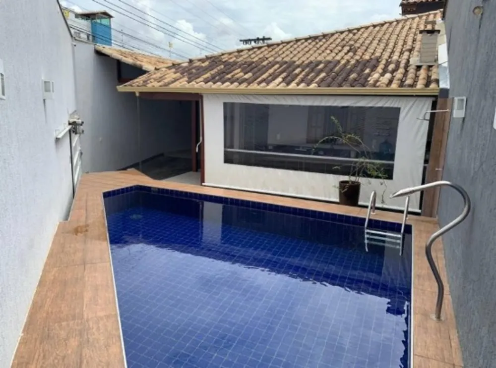 Casa, 3 quartos, 141 m² - Foto 1