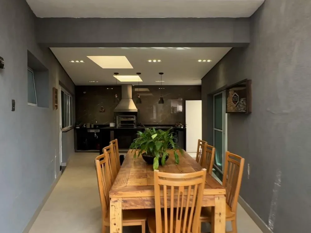 Casa, 3 quartos, 248 m² - Foto 3