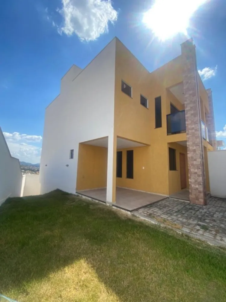 Casa, 3 quartos, 142 m² - Foto 2