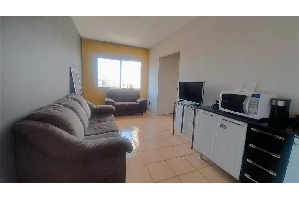 Apartamento à venda com 2 quartos, 70m² - Foto 3