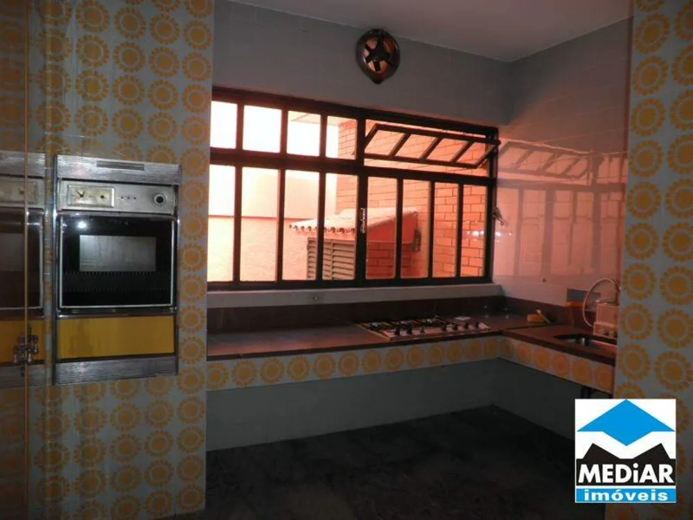 Casa, 4 quartos, 250 m² - Foto 11