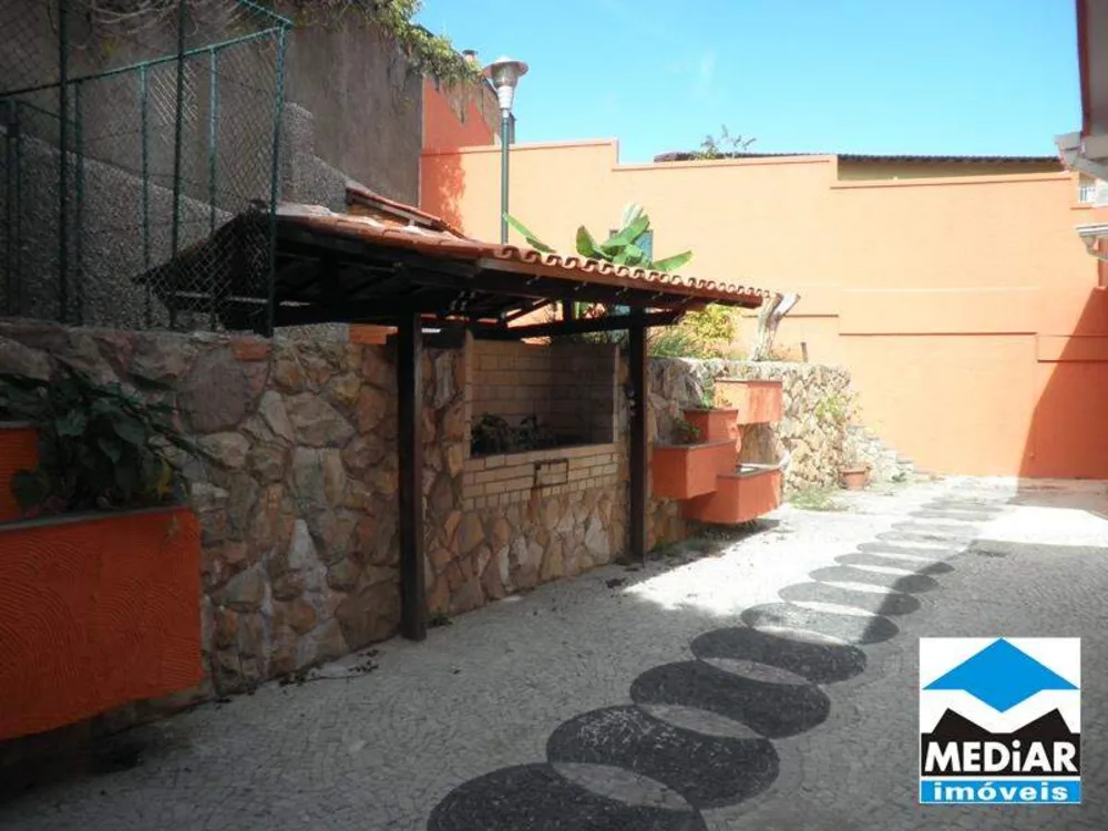 Casa, 4 quartos, 250 m² - Foto 9