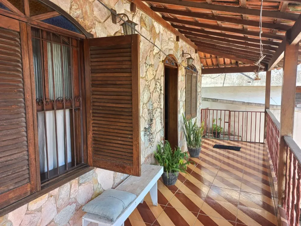 Casa, 3 quartos, 198 m² - Foto 2
