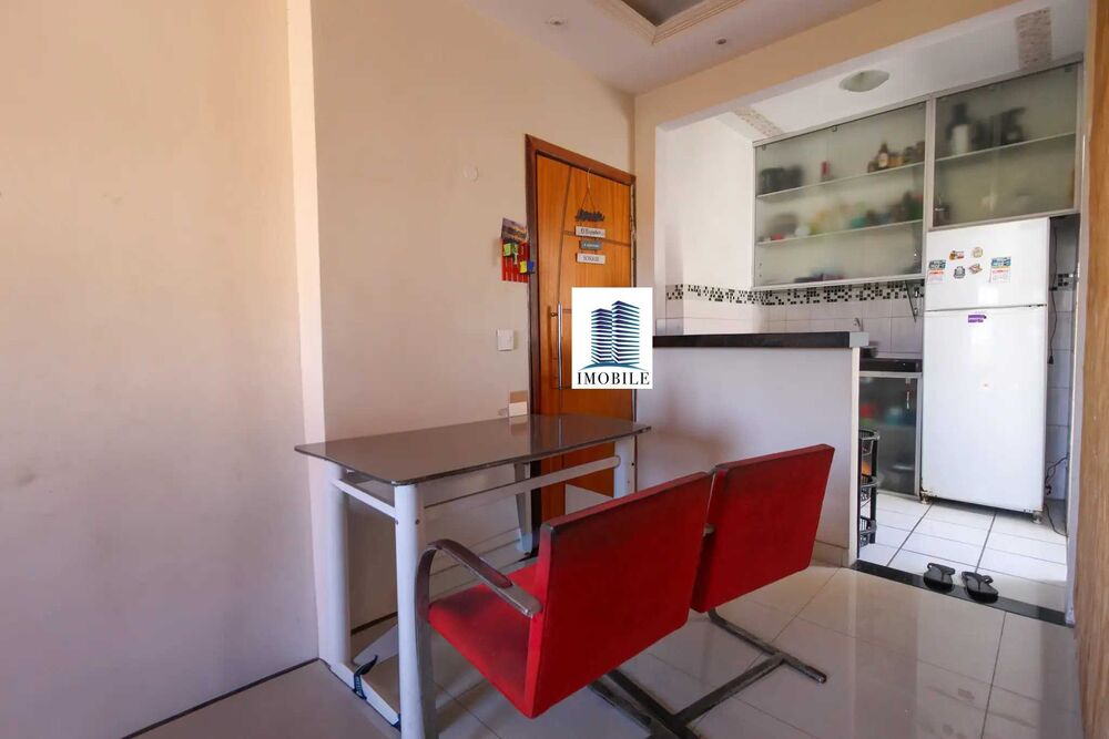Apartamento à venda com 2 quartos, 40m² - Foto 2