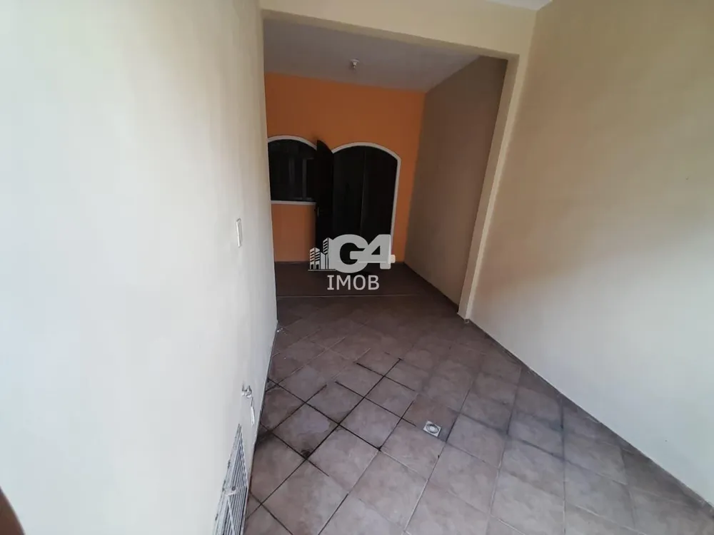 Casa, 3 quartos, 240 m² - Foto 1