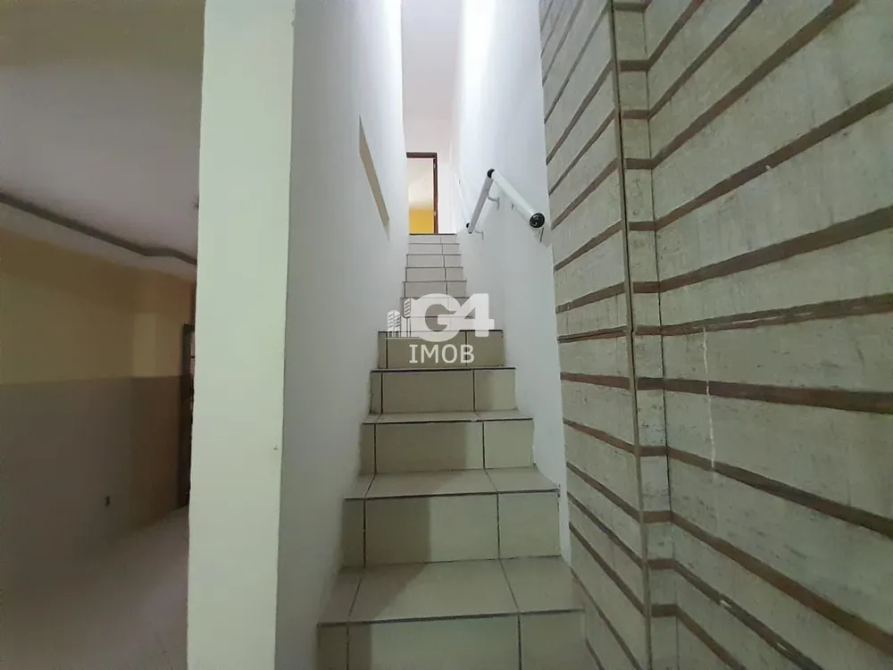 Casa, 3 quartos, 240 m² - Foto 4