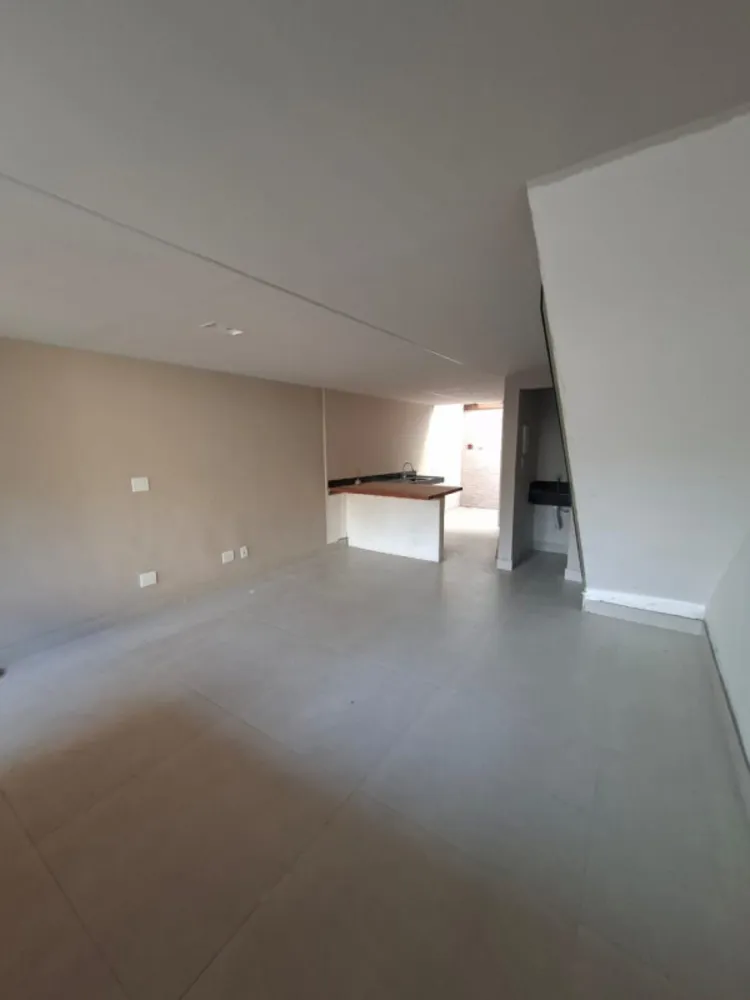 Casa, 3 quartos, 82 m² - Foto 1
