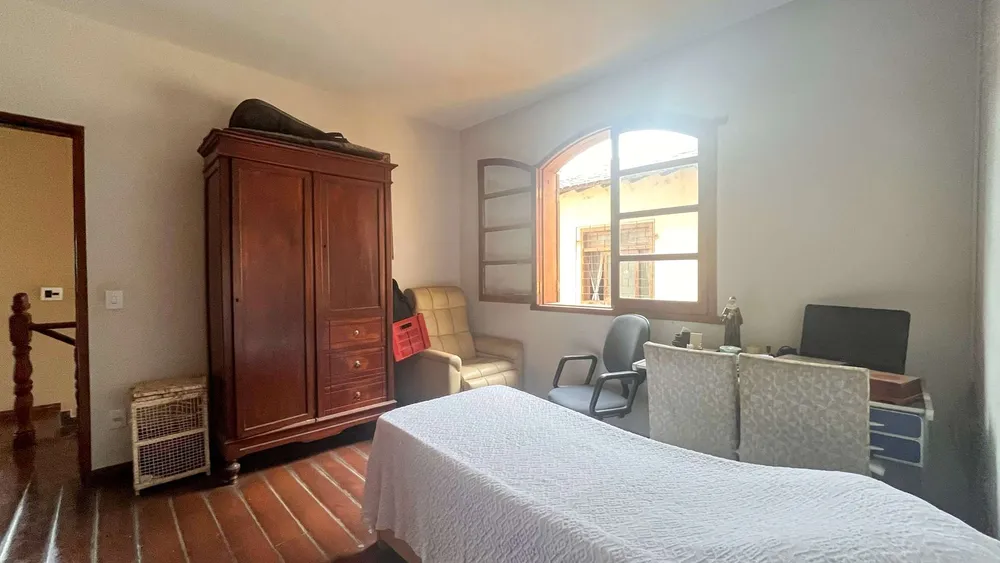 Casa, 4 quartos, 265 m² - Foto 5