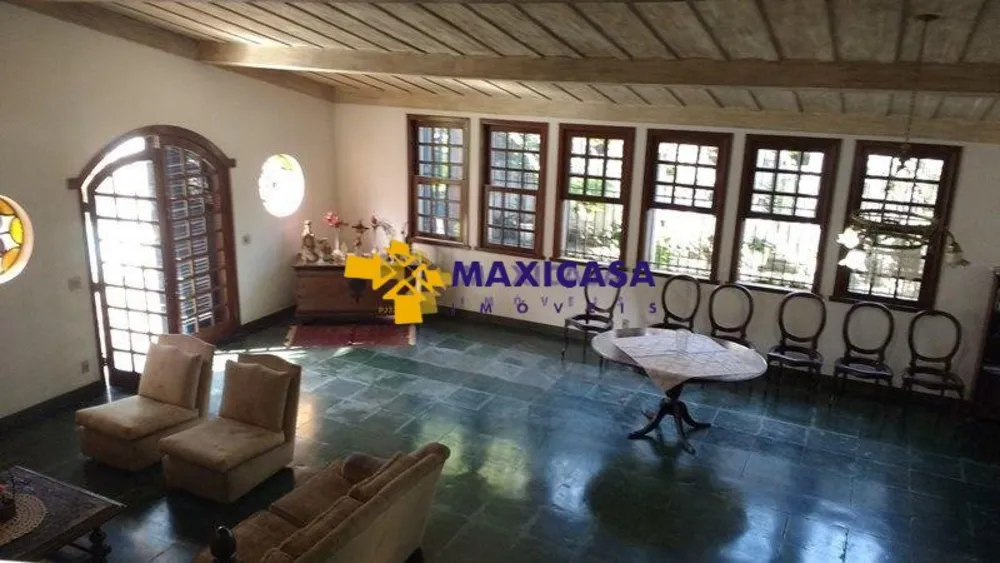 Casa, 4 quartos, 450 m² - Foto 1