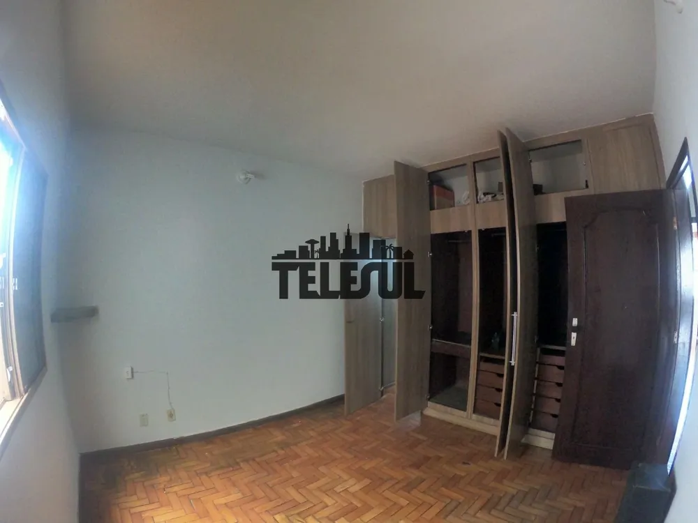 Casa, 4 quartos, 241 m² - Foto 4
