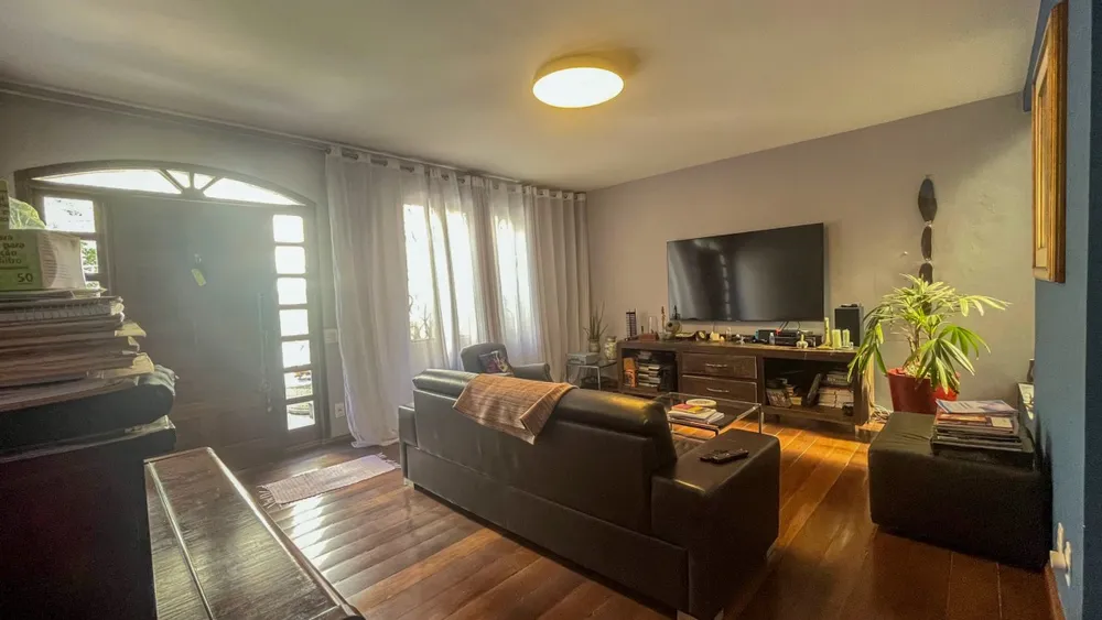 Casa, 3 quartos, 300 m² - Foto 2