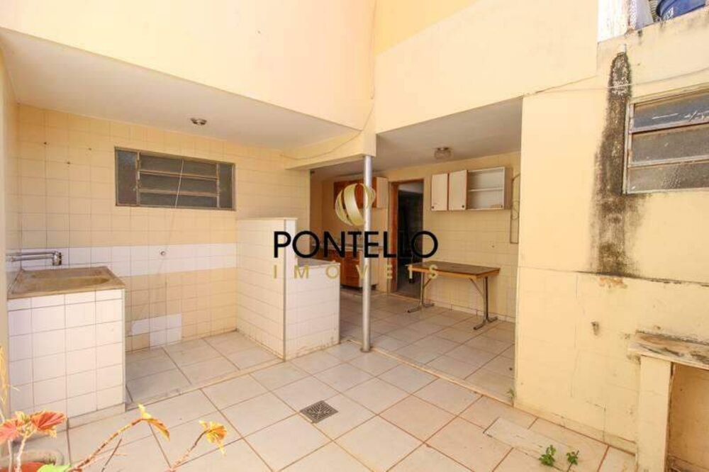 Casa à venda com 3 quartos, 185m² - Foto 7