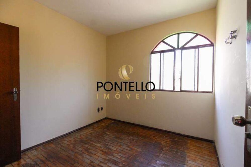 Casa à venda com 3 quartos, 185m² - Foto 4