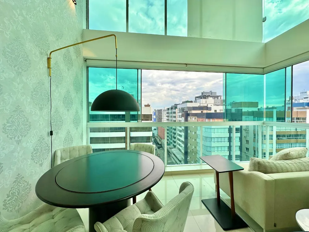 Apartamento, 3 quartos, 170 m² - Foto 1