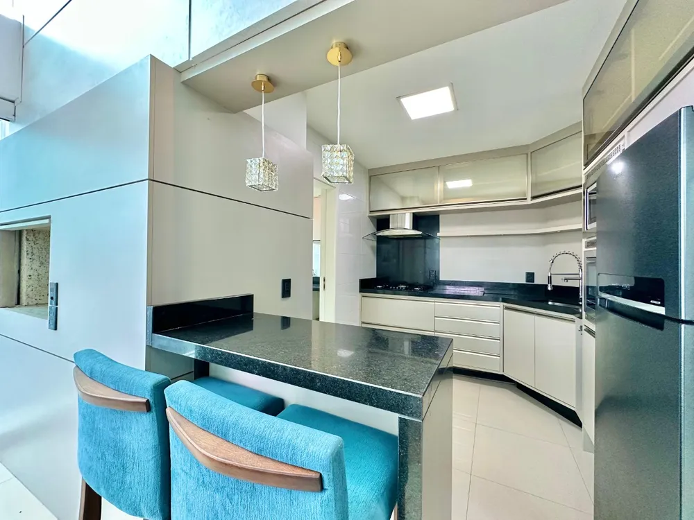 Apartamento, 3 quartos, 170 m² - Foto 2