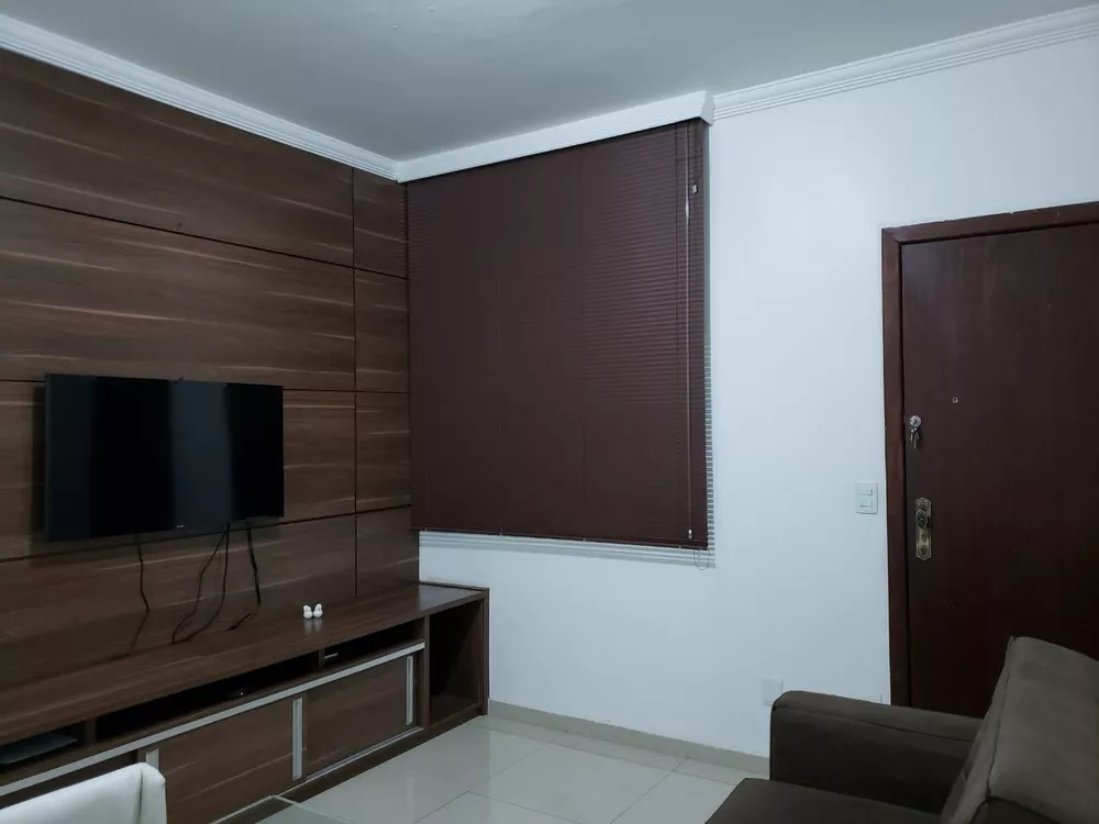 Apartamento à venda com 3 quartos, 62m² - Foto 2