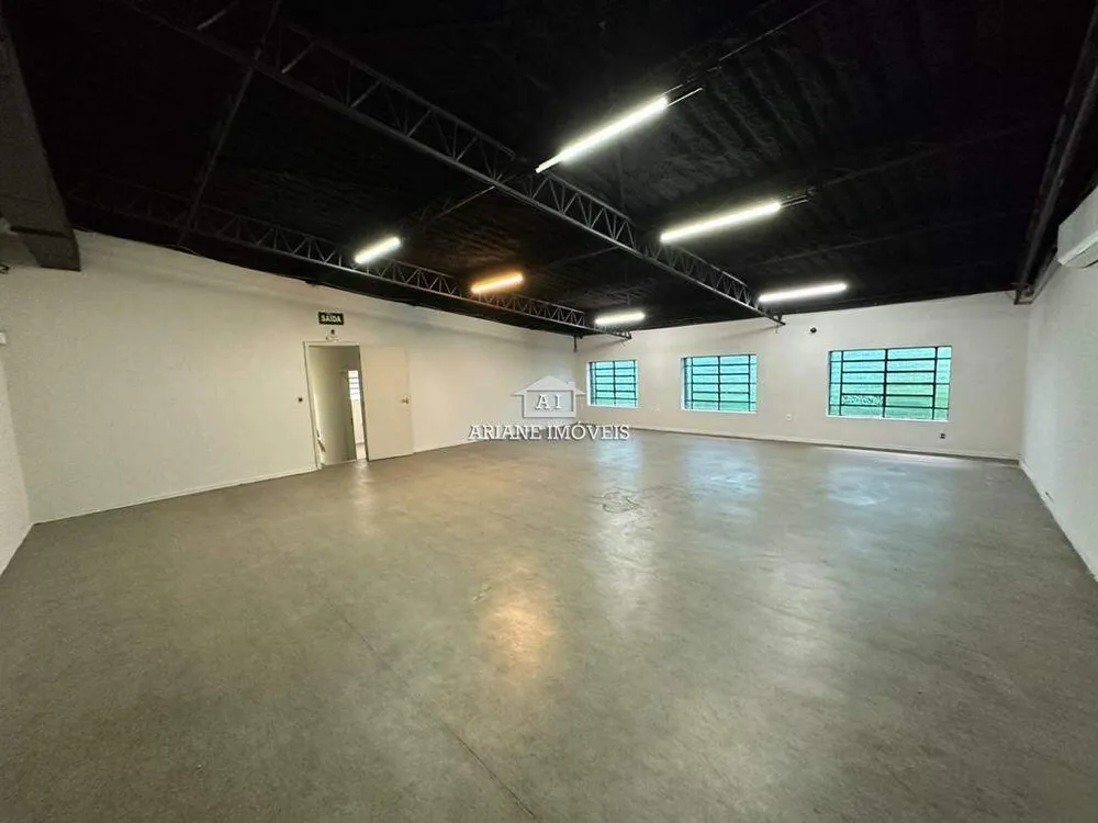Loja-Salão, 561 m² - Foto 1