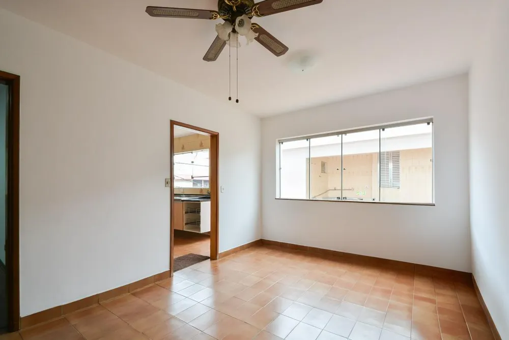 Casa, 4 quartos, 260 m² - Foto 4
