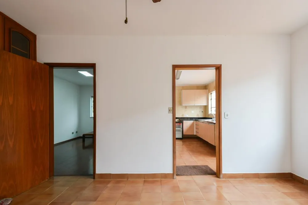 Casa, 4 quartos, 260 m² - Foto 1