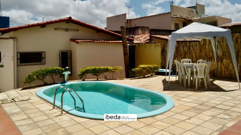 Casa à venda com 3 quartos, 400m² - Foto 4