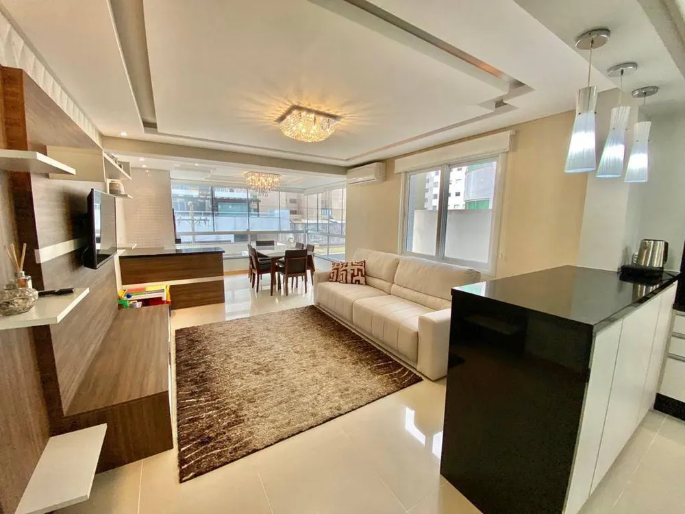 Apartamento, 3 quartos, 160 m² - Foto 2
