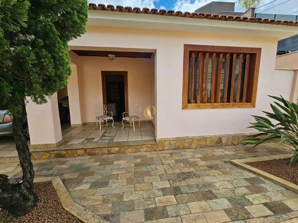 Casa, 5 quartos, 266 m² - Foto 2