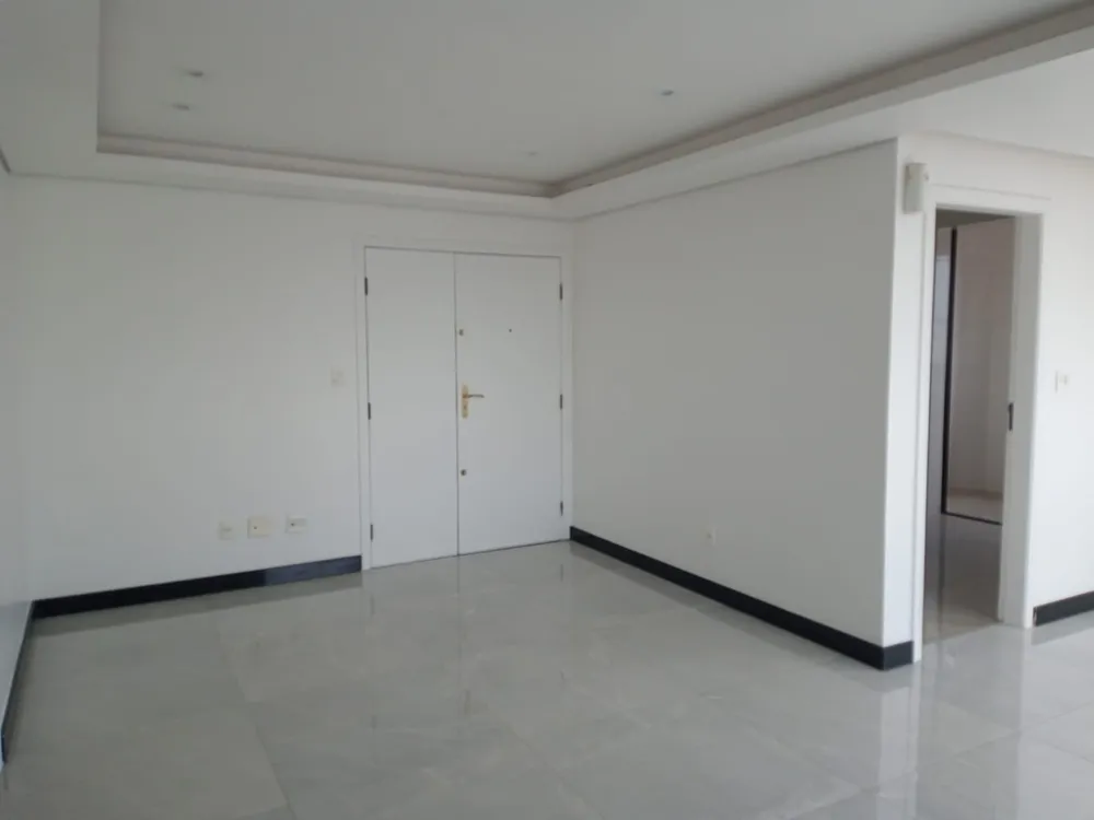 Apartamento, 3 quartos, 100 m² - Foto 1