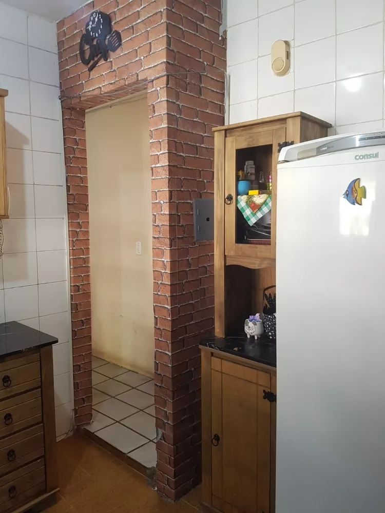 Apartamento à venda com 3 quartos, 80m² - Foto 4