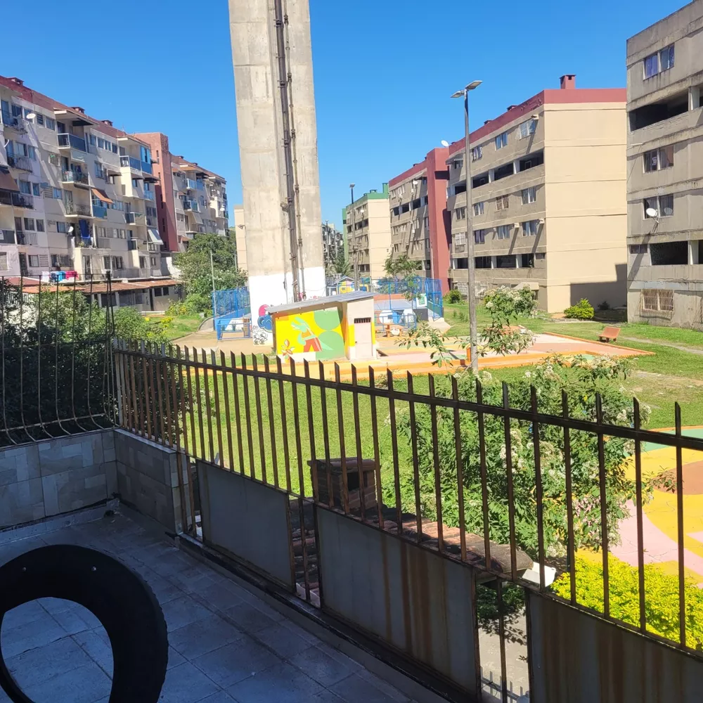 Apartamento à venda com 3 quartos, 80m² - Foto 2