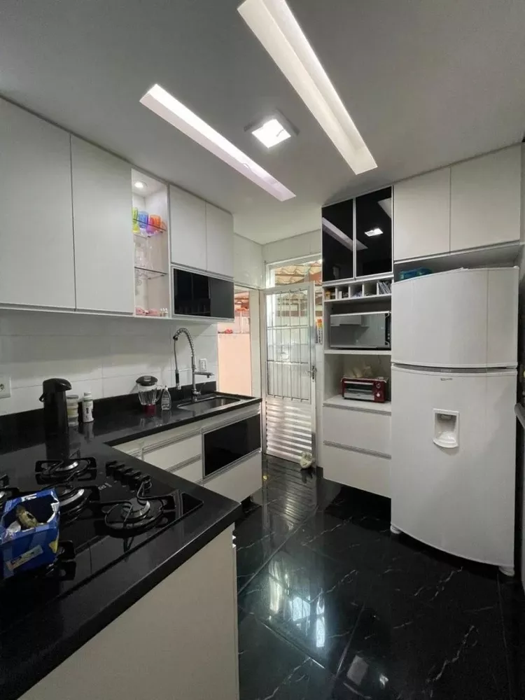 Apartamento à venda com 3 quartos, 130m² - Foto 7