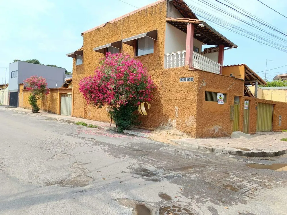 Casa, 8 quartos, 338 m² - Foto 2