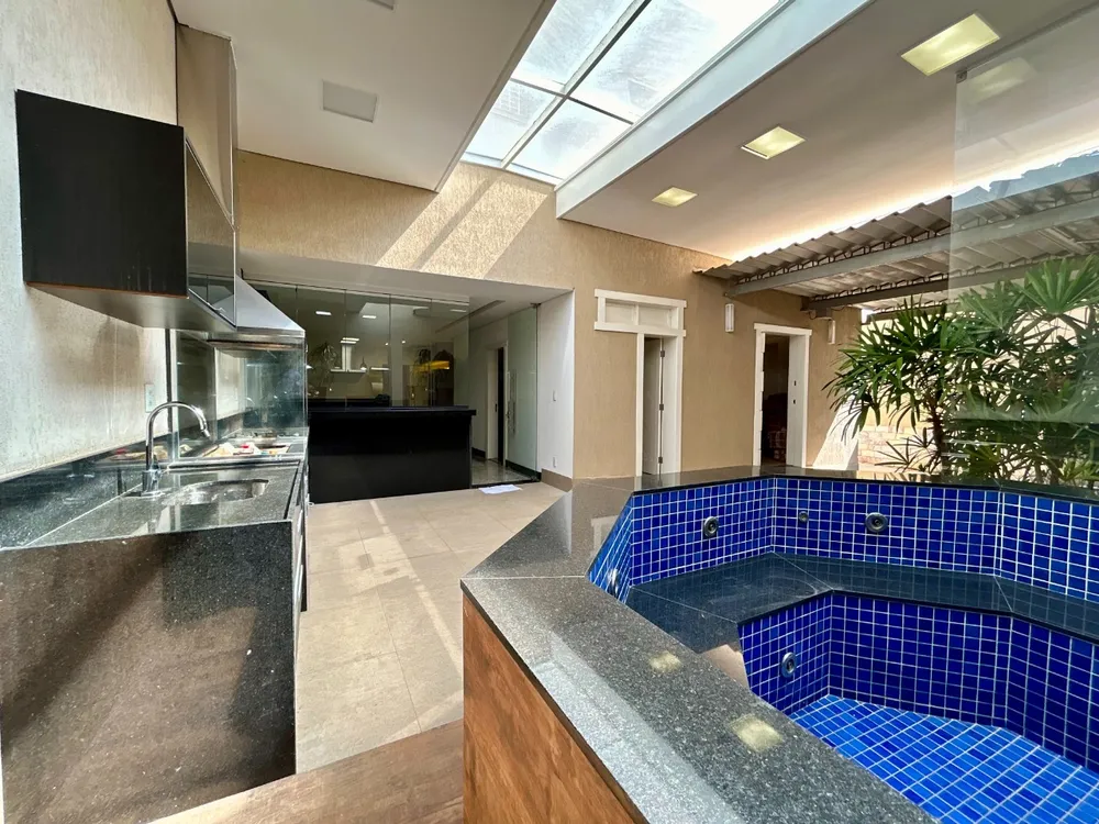 Casa, 6 quartos, 650 m² - Foto 2