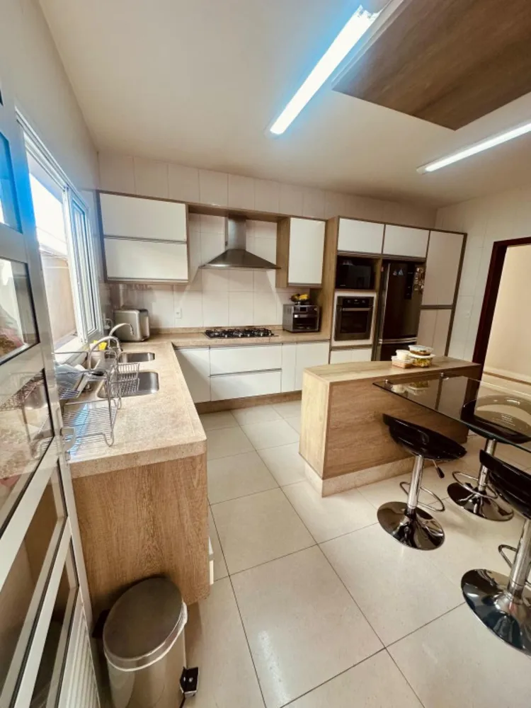 Casa, 1 quarto, 382 m² - Foto 10