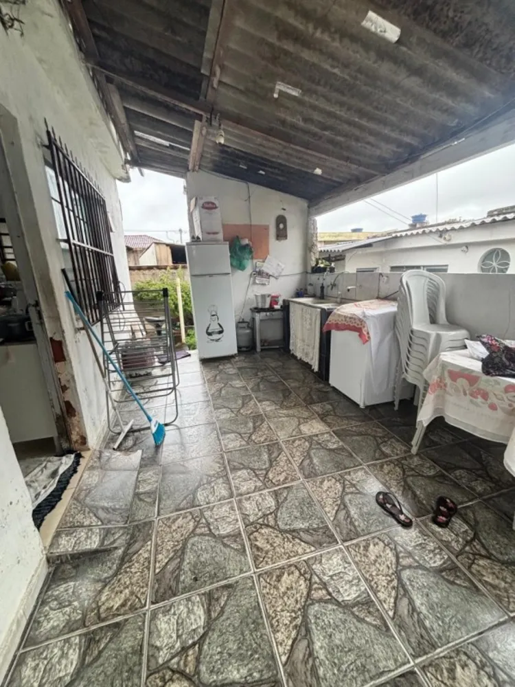 Casa, 6 quartos, 262 m² - Foto 9