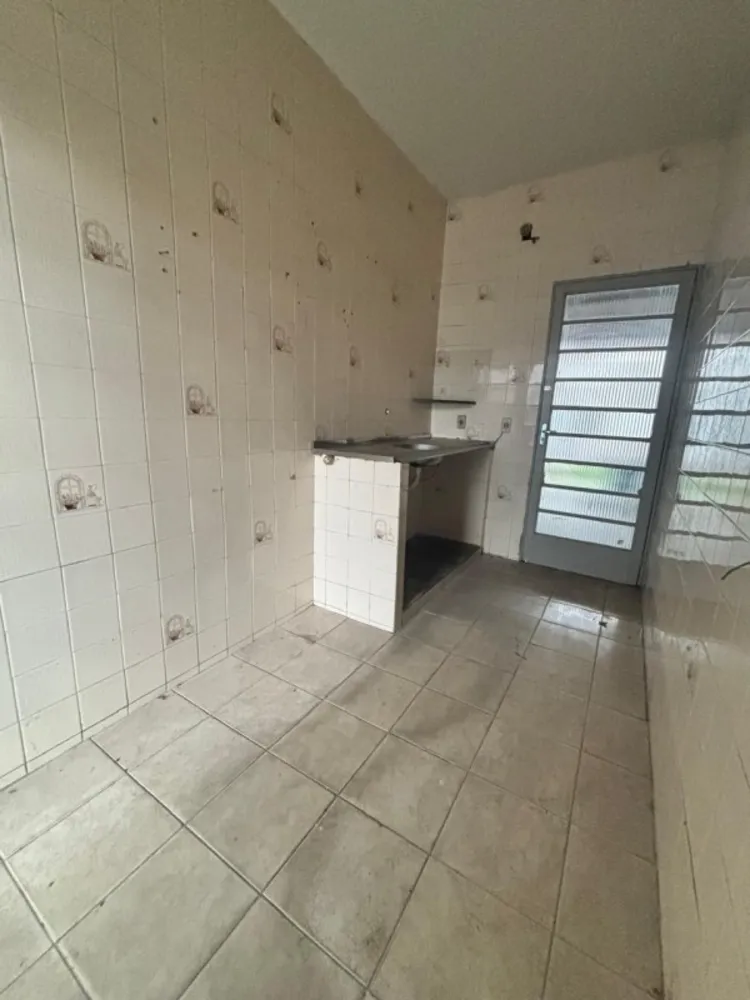 Casa, 6 quartos, 262 m² - Foto 11
