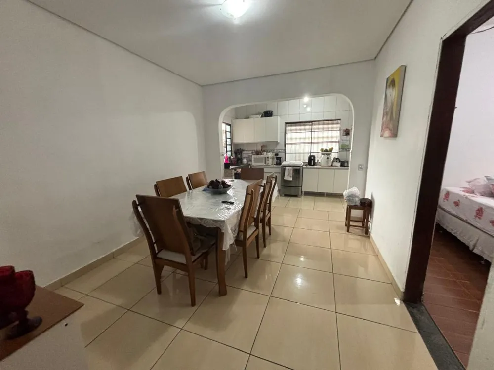 Casa, 6 quartos, 262 m² - Foto 5