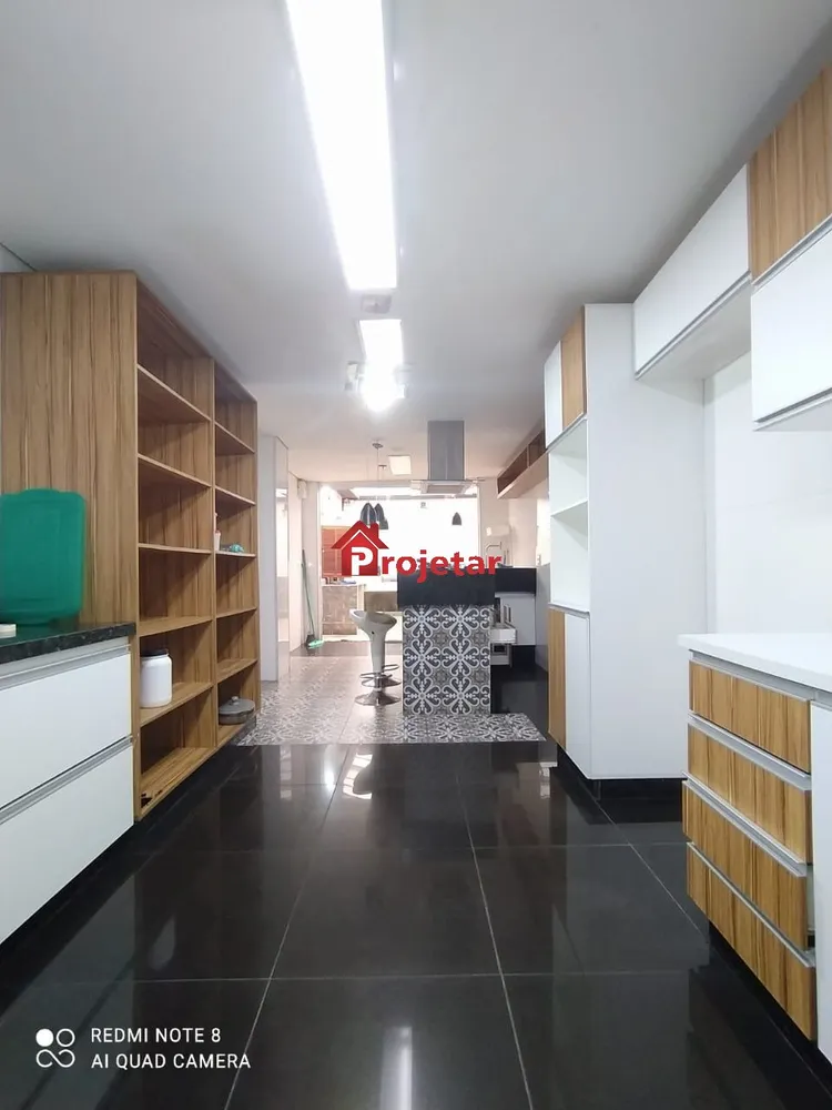 Casa, 3 quartos, 225 m² - Foto 8
