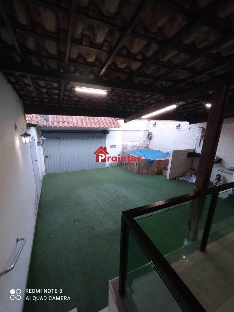 Casa, 3 quartos, 225 m² - Foto 2