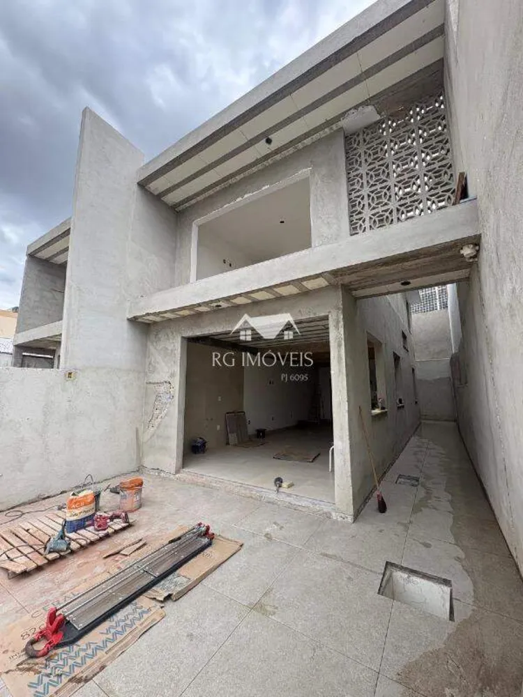 Casa, 3 quartos, 105 m² - Foto 1