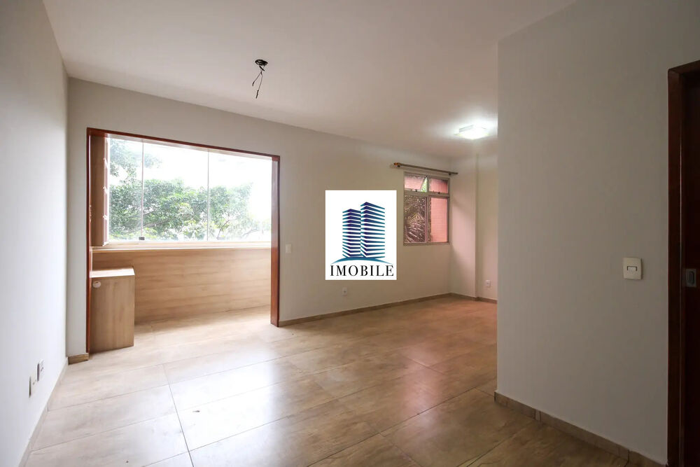 Apartamento à venda com 3 quartos, 90m² - Foto 1